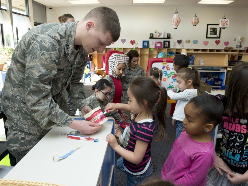 Gentle pediatric dental operatory environment